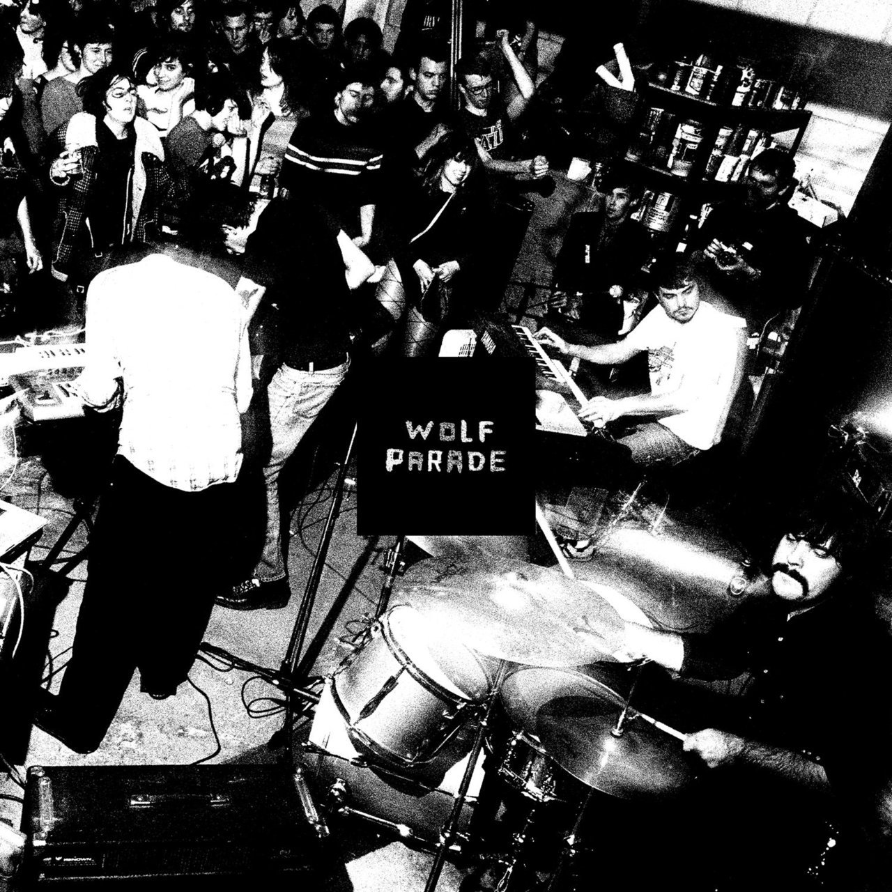 Wolf Parade-Apologies to the Queen Mary (Deluxe Edition)-16BIT-WEB-FLAC-2005-ENRiCH Download