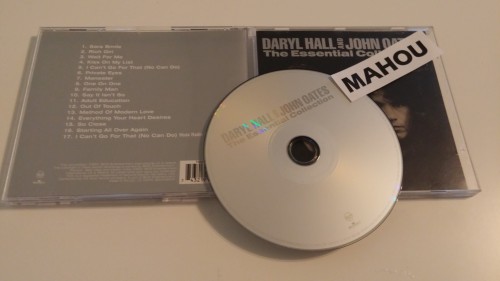 Daryl Hall And John Oates-The Essential Collection-CD-FLAC-2001-MAHOU