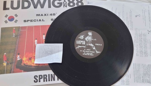 Ludwig Von 88 - Sprint (2014) Download