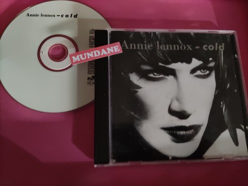 Annie Lennox – Cold (1992)