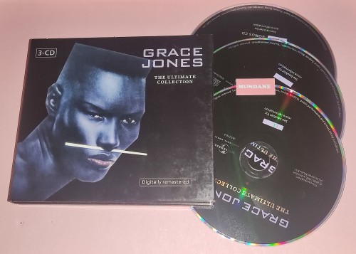 Grace Jones – The Ultimate Collection (2006)