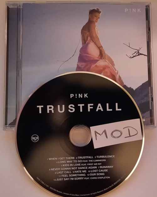 Pink – Trustfall (2023)