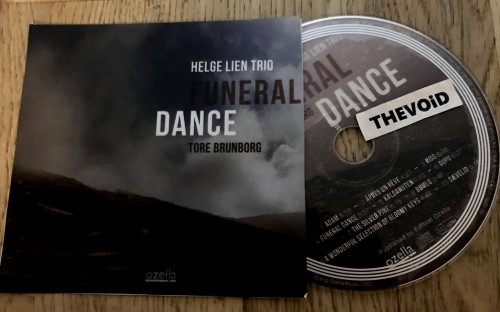 Helge Lien Trio & Tore Brunborg – Funeral Dance (2023)