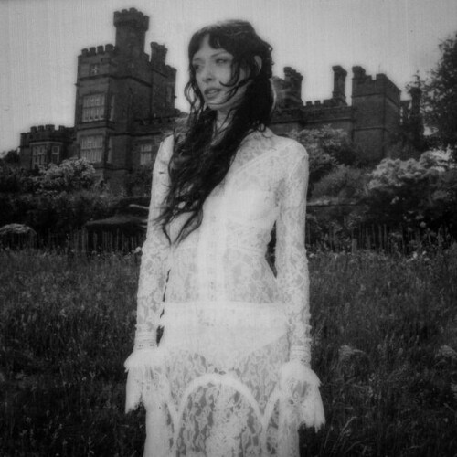 Holly_Humberstone-its_a_real_Cruel_World-EP-24BIT-WEB-FLAC-2026-ENRiCH.jpg